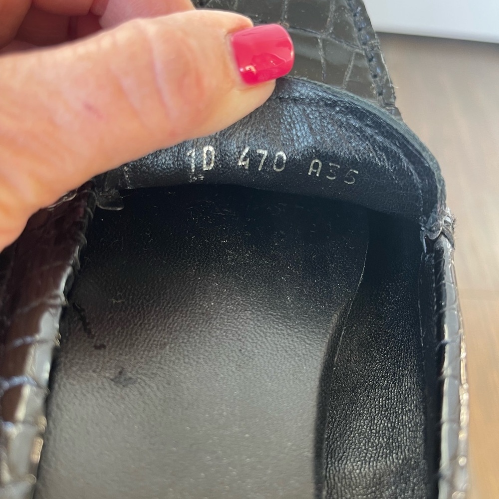 Women’s Prada driving shoes - Picture 8 of 8